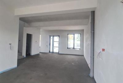 Casă cu 4 camere în Central - 12