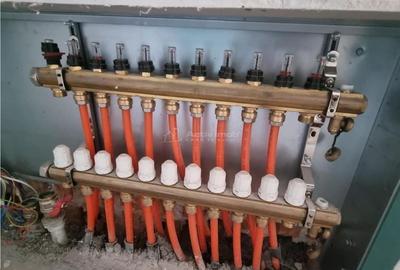 Casă cu 4 camere decomandat în Calomfirești - 15