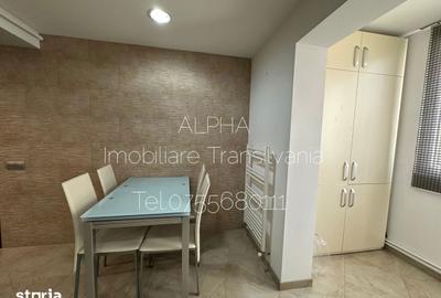 Apartament cu 3 camere în Central - 1