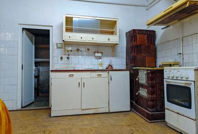 Casă cu 3 camere în Central - 1