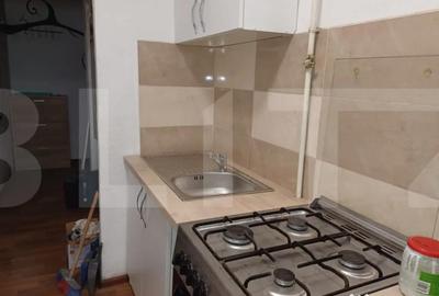 Apartament cu 3 camere semidecomandat în Central - 3