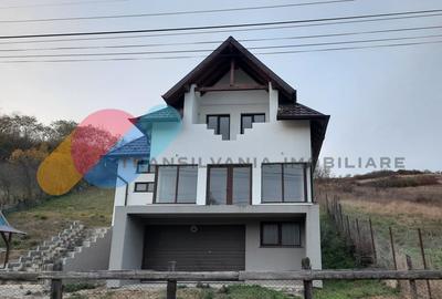 Casa individuala, 1553 mp teren, Cara - 1