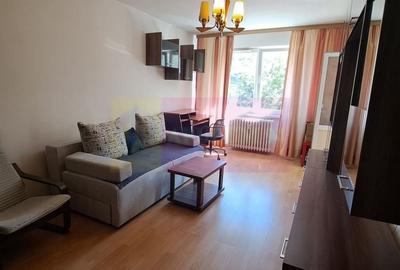 Vanzare apartament 3 camere in rondul Alba Iulia adiacent - 1