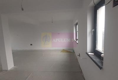 Casă individuală cu 4 camere cu Canalizare în Est - 7