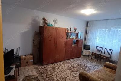 Particular ap et. 1 din 4 decomandat 2 cam. 52.7mp cartier Astra Alexandru cel Bun - 8