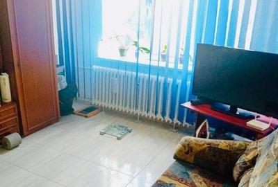 DRISTOR-bloc 1982, 2 camere, decomandate, etaj 3 - 2