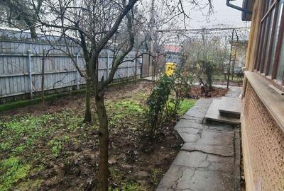 Teren de 1000 mp, în Central - 2