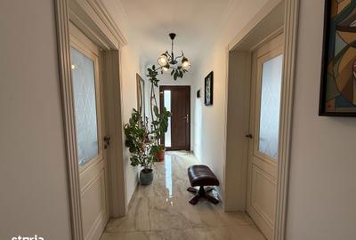 Casă cu 6 camere cu Teren 450 Mp în Central - 11