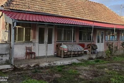 Vand casa in Data?eni (Date?) - 2