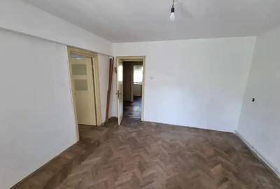 A 19 apartament energiei 59900 etajul 1 , 3 camere - 16