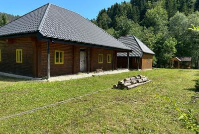 Casa de vacanta , zona Soarecului , Marginea - 2