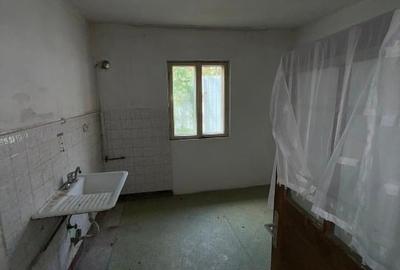 Casa de vanzare - zona excelenta - Str. Stirbei Voda - 8