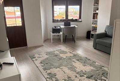 Apartament cu 2 camere decomandat în Central - 2