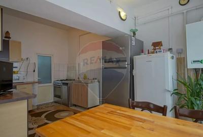 Casă cu 5 camere cu Garaj în Turcheș - 14