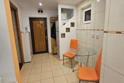 Garsonieră decomandată în Vitan - 4