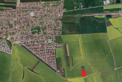 Teren agricol intravilan de 8500 mp, în Valu lui Traian