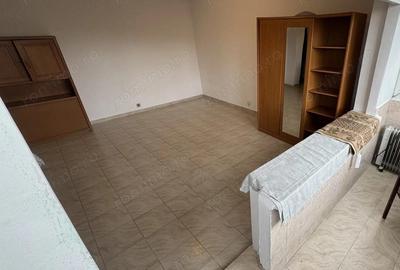 Garsoniera zona Inel 2 - 5