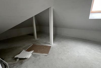 Casă individuală cu 4 camere cu Canalizare în Prelungirea Ghencea - 14