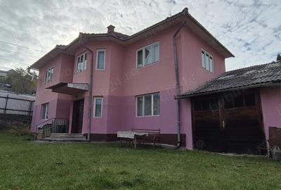 Casa cu etaj central Abrud, jud Alba - 3