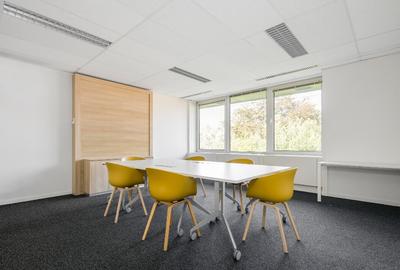 Spa?iu de birou privat pentru 4 persoane in Regus City Centre - 1