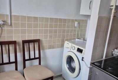 Apartament 3 camere – zona centrala Targoviste, Piata 1 Mai - 9