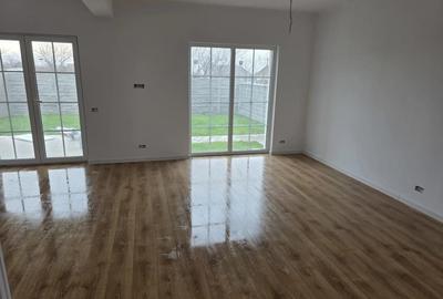 Casă cu Teren 300 Mp în Giarmata - 3