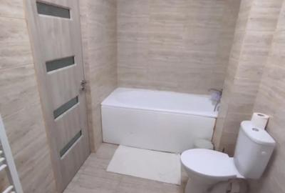 Apartament cu 3 camere semidecomandat în 1 Mai