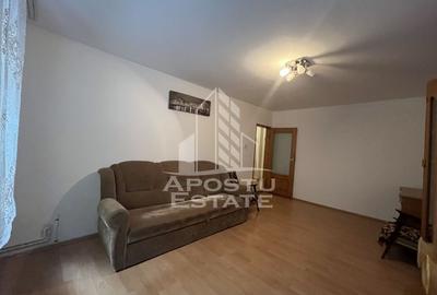 Apartament cu 2 camere, decomandat, etajul 2, zona Soarelui - 2