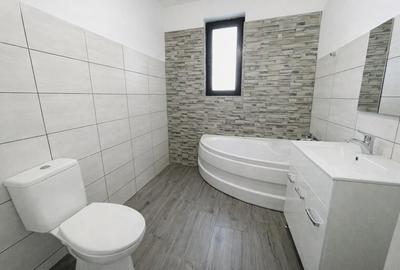 Casă cu 4 camere cu Teren 480 Mp în Domnești - 3