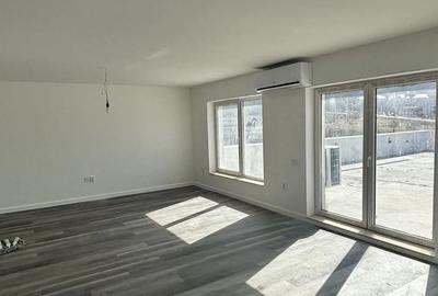 Penthouse 160 mp utili, 333 total - 1