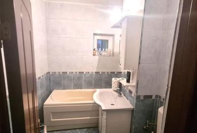 Apartament cu 3 camere decomandat în Central - 9