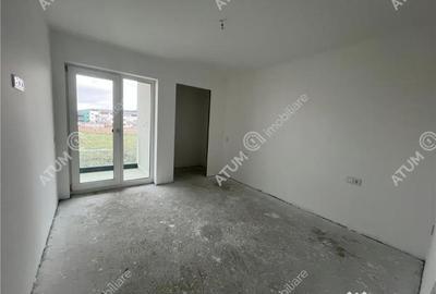 Casă cu 4 camere cu Canalizare în Vasile Aaron