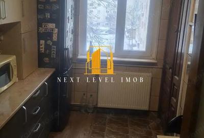 Apartament cu 3 camere decomandat în Trivale