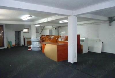 Casă cu 5 camere cu Teren 220 Mp în Mihai Bravu - 3