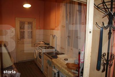 Casă cu 4 camere cu Teren 1500 Mp în Central - 8