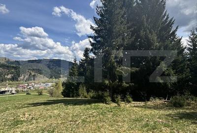 Teren de 8450 mp, în Central - 10