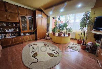 Centrala proprie. Acoperis nou. Mobilat. Model mare. Transformat in 3 camere. - 9