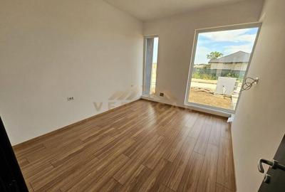 Casă cu 3 camere cu Canalizare în Berceni - 1