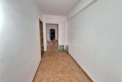 Apartament 4 camere decomandat Milcov-Bacau - 11