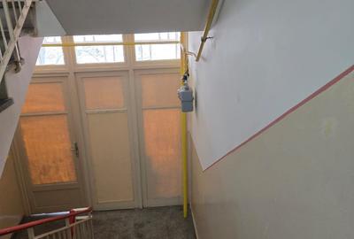 Apartament cu 3 camere semidecomandat în Central - 10