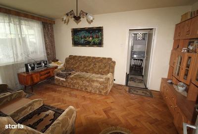 Apartament cu 2 camere în Rișca - 1