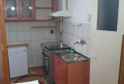 Apartament cu 2 camere decomandat în Micro 19 - 3