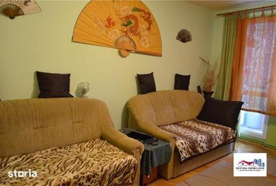 Apartament cu 3 camere decomandat în Tudor - 1