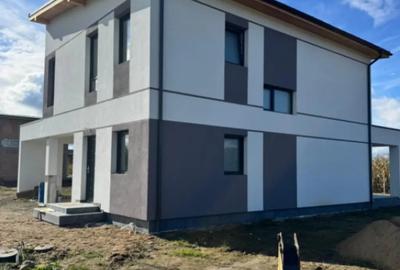 Casă cu 4 camere cu Teren 420 Mp în Săsar - 10