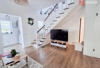 Casa tip duplex cu 3 camere de vanzare in Bucovat - 2