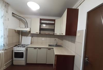 Apartament cu 2 camere semidecomandat în Progresul - 3