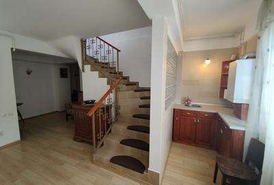 Apartament cu 3 camere decomandat în Drumul Taberei - 19