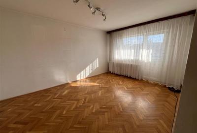 Apartament cu 4 camere decomandat în 1848 - 7