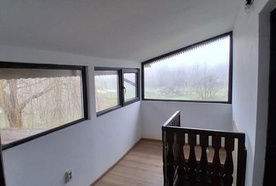 Casă cu 4 camere cu Teren 3361 Mp în Mihăilești - 9