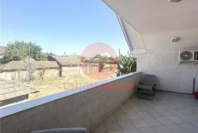 Casă cu Canalizare în Valu lui Traian - 10